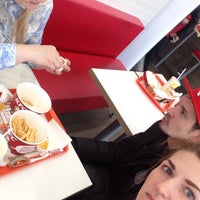 Photo taken at KFC &amp;amp; TaTNeft&amp;#39; by Анюто4ка🙈 Т. on 3/23/2016