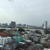 Photo taken at Tongtara Riverview Hotel Bangkok by Sutee S. on 11/10/2022