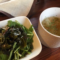 Photo taken at organic cafe han by Nyakko on 10/20/2015
