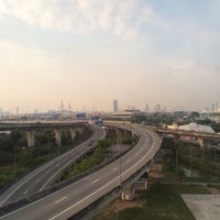 Photo taken at Kanchanaphisek Outer Ring Road by Game A. on 2/9/2018