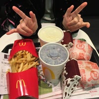 Photo taken at McDonald&#39;s by こてゆび on 12/10/2018