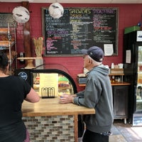 Das Foto wurde bei Berolina Bakery von Leirda am 10/13/2017 aufgenommen