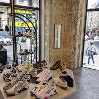 - Parisの靴屋