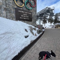 Foto diambil di Palisades Tahoe oleh Travis T. pada 3/7/2024