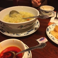 Foto scattata a Abacus Inn Chinese Restaurant da Alex M. il 6/11/2014