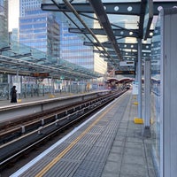 Photo taken at West India Quay DLR Station by Aphirat ♡ S. on 2/17/2022
