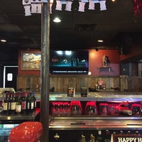 Foto tomada en Jerseys Bar &amp;amp; Grill  por Bob W. el 7/16/2017