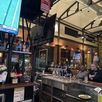 Photo taken at Gordon Biersch Brewery Restaurant by Bob W. on 11/5/2022