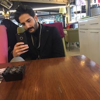 Foto diambil di Caffe Negra oleh Müslüm D. pada 12/14/2018