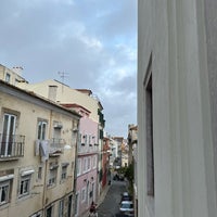 Снимок сделан в The Emerald House Lisbon, Curio Collection by Hilton пользователем Đorđe P. 1/15/2024
