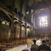Photo taken at Église Saint-Jean de Montmartre by didi on 10/8/2022