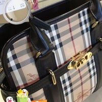 Burberry Outlet Boutique in Vineland Village