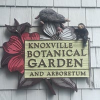 Foto tirada no(a) Knoxville Botanical Garden and Arboretum por Arlynne C. em 8/8/2017