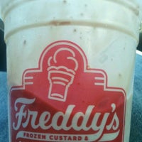 Photo taken at Freddy&amp;#39;s Frozen Custard &amp;amp; Steakburgers by excitable h. on 11/2/2012