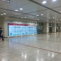 名古屋駅 銀の時計前ワイド広告 Street Art In 黄金区