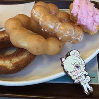 Photo taken at Mister Donut by 津島早苗 on 4/9/2018
