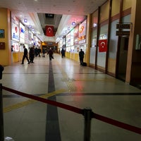 Das Foto wurde bei Eskişehir Şehirler Arası Otobüs Terminali von Yüksel Ö. am 1/18/2017 aufgenommen