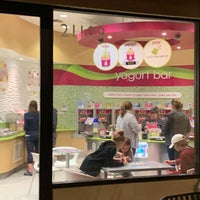 Photo taken at Menchie&amp;#39;s by hoda007 on 3/29/2019