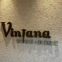 Foto tomada en Vintana Wine + Dine  por hoda007 el 4/23/2023
