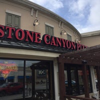 รูปภาพถ่ายที่ Stone Canyon Pizza โดย Frank M. S. เมื่อ 10/13/2018