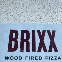 Das Foto wurde bei Brixx Wood Fired Pizza von Frank M. S. am 12/15/2023 aufgenommen