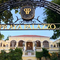 Foto tirada no(a) Praya Palazzo por Natee I. em 10/15/2017