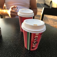 Foto diambil di Starbucks oleh Kübra A. pada 11/20/2018