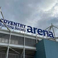 รูปภาพถ่ายที่ Coventry Building Society Arena โดย Pat D. เมื่อ 4/13/2023