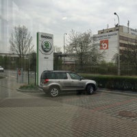Photo taken at Femat Autocentrum, autosalon Škoda by Marek Č. on 4/9/2016