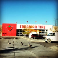 Снимок сделан в Canadian Tire пользователем Stro 1. 10/1/2012