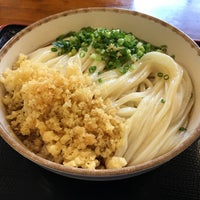 Photo taken at 根っこうどん 本店 by Ryo O. on 3/2/2017