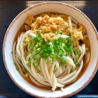 Photo taken at 根っこうどん 本店 by Ryo O. on 7/17/2018