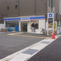 ローソン 神戸田中町二丁目店 Convenience Store In 本山