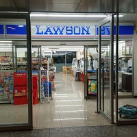 Photo taken at Lawson by つじやん@底辺YouTuber on 5/16/2019