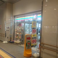 Photo taken at 7-Eleven by つじやん@底辺YouTuber on 9/21/2019