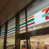 Photo taken at 7-Eleven by つじやん@底辺YouTuber on 7/5/2018