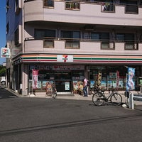Photo taken at 7-Eleven by つじやん@底辺YouTuber on 7/1/2018