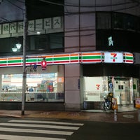 Photo taken at 7-Eleven by つじやん@底辺YouTuber on 7/8/2018