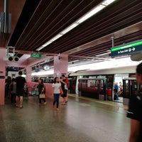 Photo taken at Redhill MRT Station (EW18) by kazte on 8/17/2019