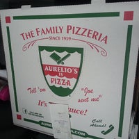 Das Foto wurde bei Aurelio&amp;#39;s Pizza - Marietta von Todd D. am 7/27/2013 aufgenommen