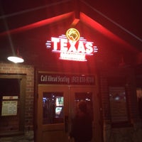 Photo taken at Texas Roadhouse by ただのねこ on 1/13/2015