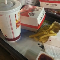 Photo taken at Burger King by Dilek A. on 8/27/2018