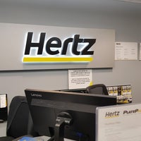 Foto tirada no(a) Hertz por Tomás Youngjoo L. em 11/6/2018