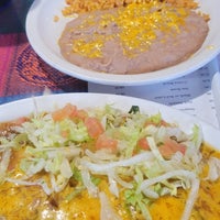 รูปภาพถ่ายที่ El Tepehuan Mexican Restaurant โดย Brian H. เมื่อ 9/27/2022