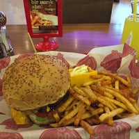 Photo taken at Mickey&amp;#39;s Burger by İsa Ş. on 6/16/2015