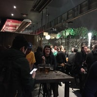 Das Foto wurde bei Asian Beer Cafe von Khunpop am 9/6/2018 aufgenommen