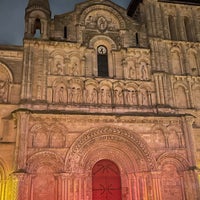 Photo taken at Basilique Saint-Michel by Dmitry N. on 1/10/2023