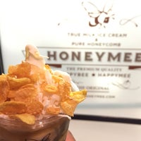 Photo taken at Honeymee by O K. on 7/13/2017