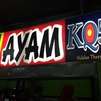 Photo taken at Ayam KQ 5 by Ada Kah D. on 8/7/2014