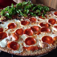 10/11/2014にHilda S.がBravo Pizzaで撮った写真